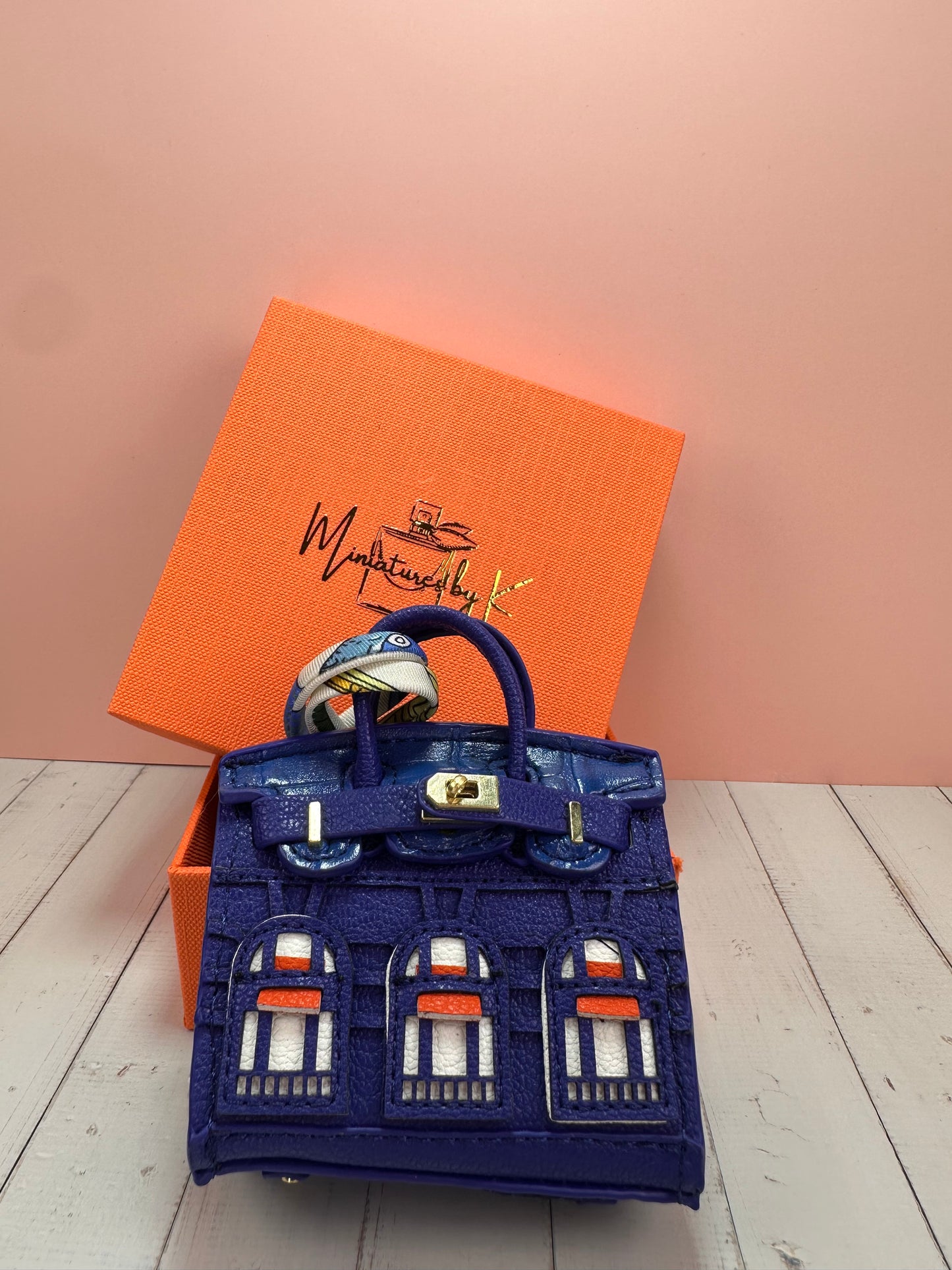Mini Charm Bag – by Miniatures 1